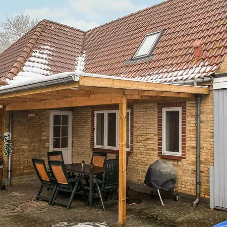 度假居 3 Bedroom Awesome In *