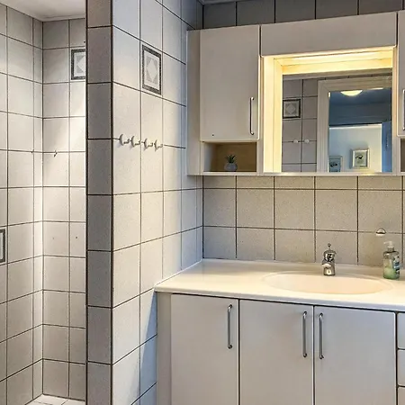 度假居 3 Bedroom Awesome In *